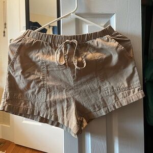 SHEIN Tan Women's Cargo Shorts